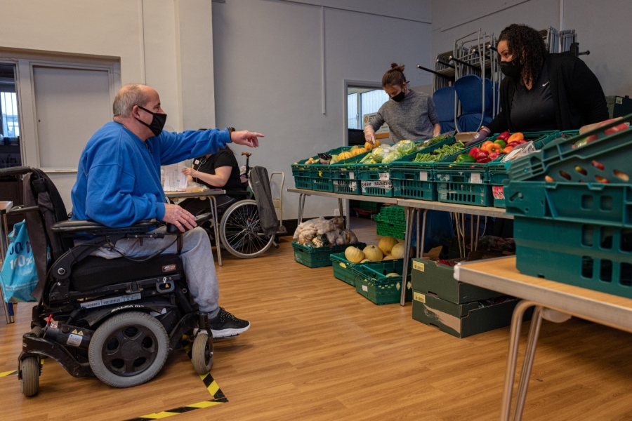 In response to the cost of living crisis, JLCT has made a multi-year grant to Fareshare to support community food projects nationwide.